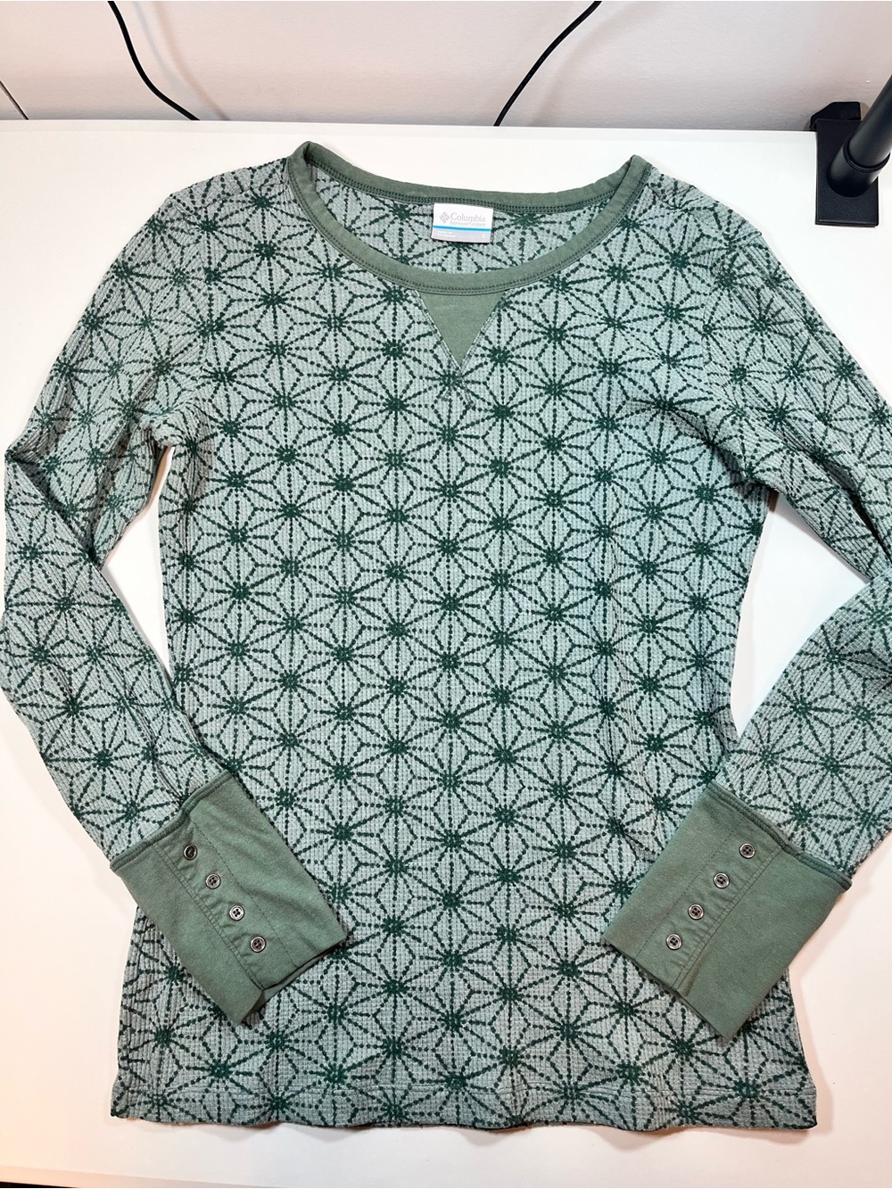 Columbia Green Printed Thermal Knit Long Sleeve Top Women’s Small